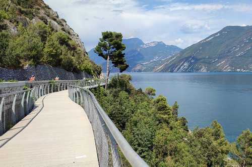 ciclovia-limone-lagodigarda