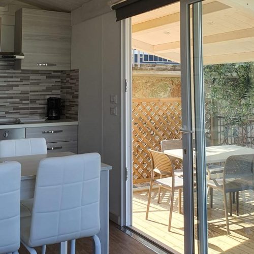 casa-mobile-camping-lagodigarda-bellini-11
