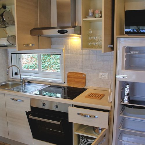 mobilhaus-camping-gardasee-castelletto-lemaior-peler3-08