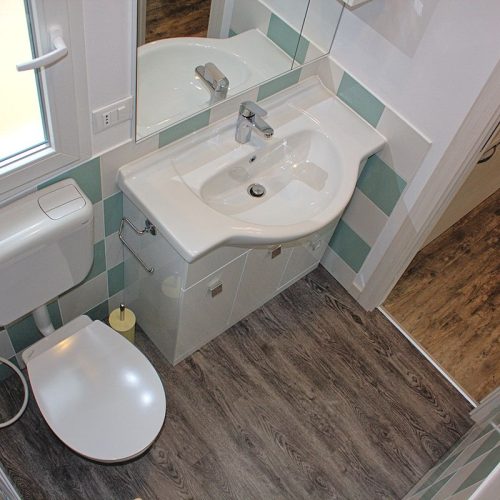 mobilhaus-camping-gardasee-castelletto-lemaior-peler3-19