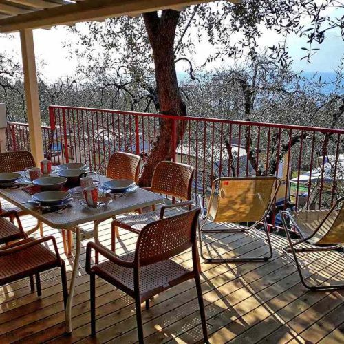 mobilheim-camping-gardasee-castelletto-lemaior-peler3-terrasse-11