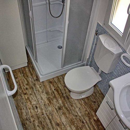 mobilheim-gardasee-5-personen-bad-dusche-03